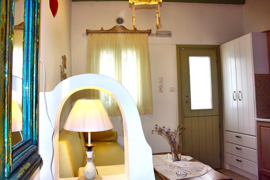 Mariakis Luxury Studios Astypálaia Extérieur photo